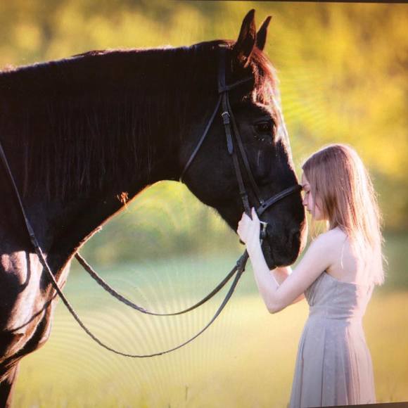 Meet your Posher, Dawn - Picture 1 of 1